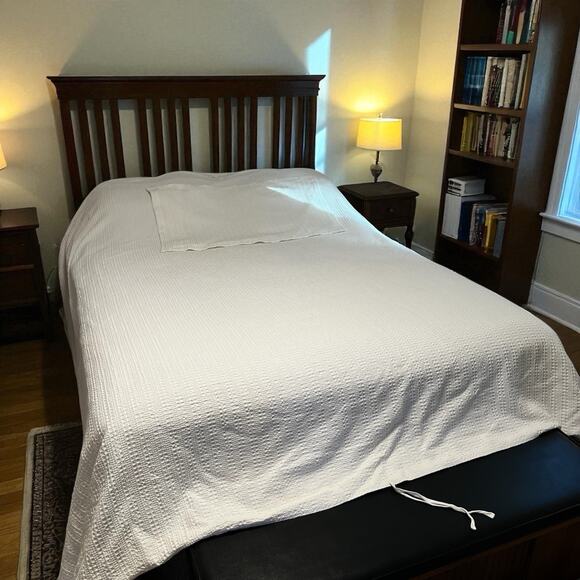 Pottery Barn 100% Cotton Textured White Duvet Cover Size King With Matching Sham - Picture 1 of 10